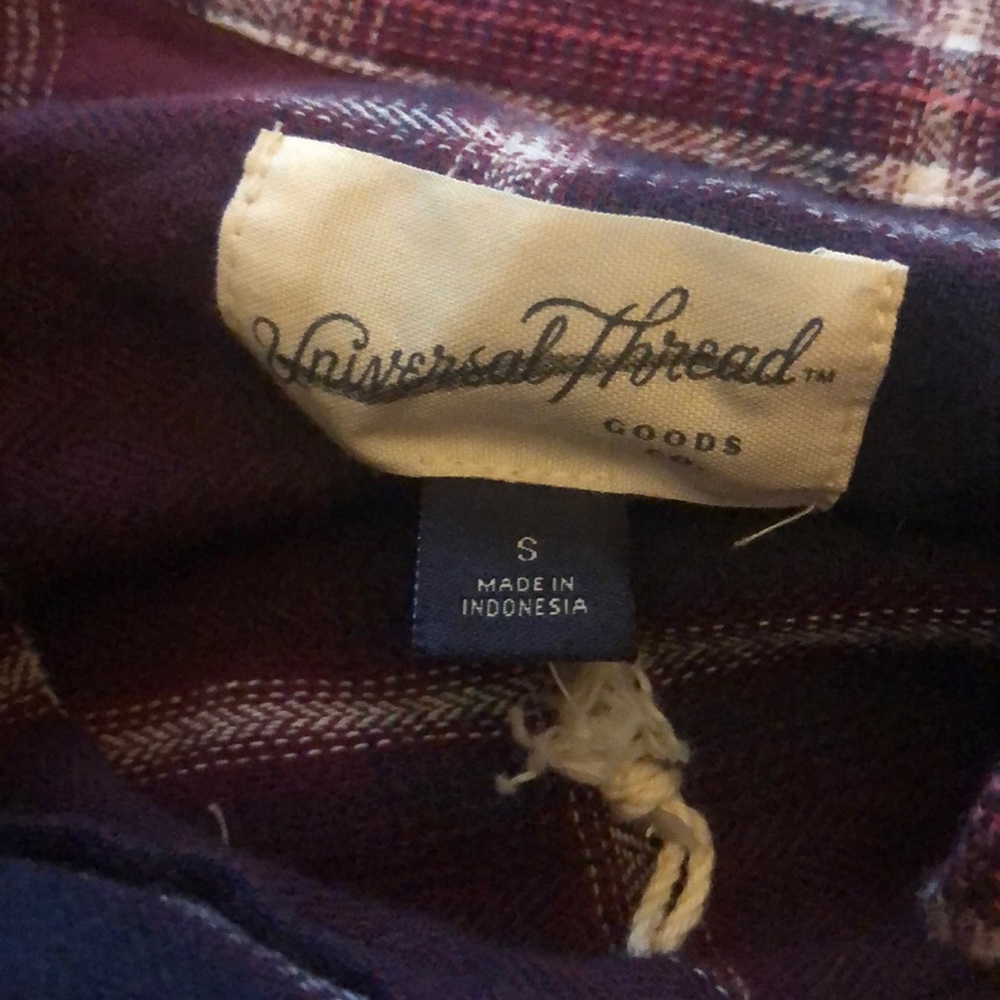 Universal Thread Plaid Button Down Blouse - Picture 3 of 8